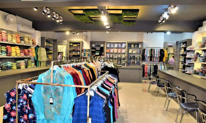 Riti Riwaaz Collection Clothing store